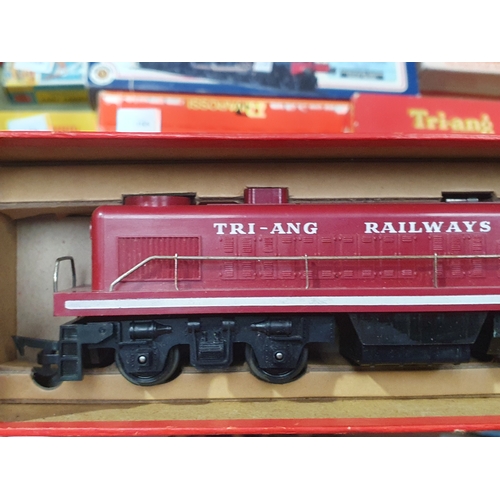 168 - A boxed of boxed Triang 00 gauge including two Princess Locomotives (lacking tenders), B.B. diesel L... 