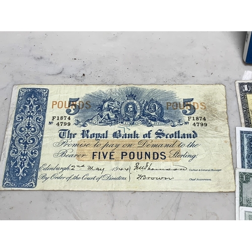 261 - A collection of Scottish Bank Notes, consisting of Royal Bank of Scotland Five Pounds 2/5/1944, and ... 