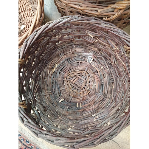 624 - Eight wicker Baskets (R7)