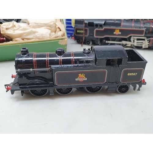 109 - Hornby Dublo EDL18 2-6-4T Locomotive, boxed (box lid A/F), unboxed 0-6-2T in gloss BR black livery a... 