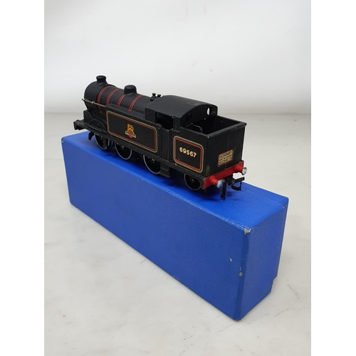 112 - Hornby Dublo 3217 0-6-2T Locomotive, boxed with insert. Model and box Nr mint