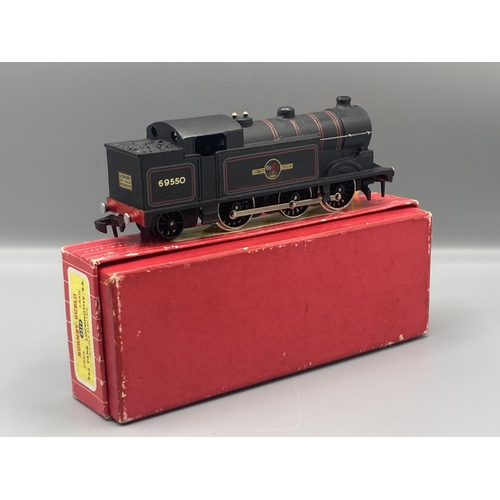 12 - Hornby Dublo rare 2217 0-6-2T Locomotive with large safety valve in mint condition showing no signs ... 