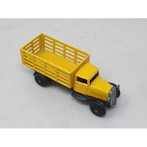 122 - Dinky Toys 30n yellow and black Produce Wagon, possible repaint