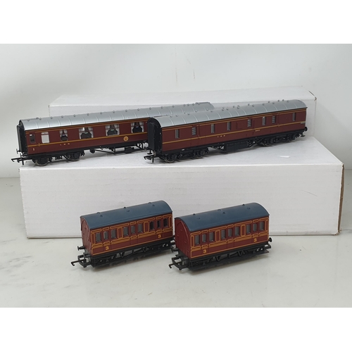 189 - Nine unboxed Hornby 00 gauge LMS Coaches including Restaurant Car and TPO, two LMS Suburban Coaches,... 