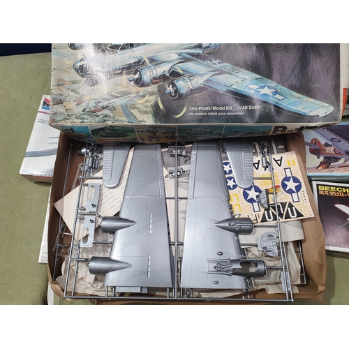 194 - Nine plastic aircraft Kits to include a Monogram B-17G Flying Fortress (contents not in sealed bag b... 