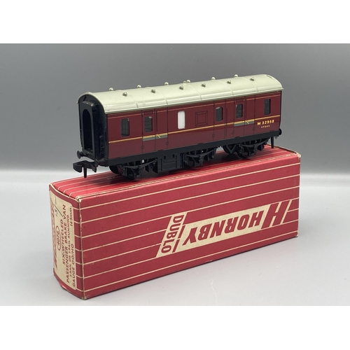 21 - Hornby Dublo 4076 Six-wheeled Brake Van, unused mint condition, box Nr perfect with white type packi... 