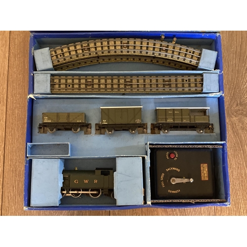 22 - Hornby Dublo EDG7 Royal Scot Tank Goods Set, contents in Nr mint-mint condition, box base in excelle... 