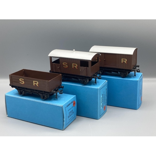 26 - Three Hornby Dublo Brian Huxley limited edition Wagons based on the '0' gauge versions. All with wor... 