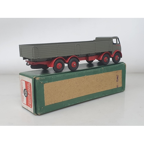 277 - A boxed Dinky Toys No.501 Foden 8-wheel Wagon grey cab and back and red chassis