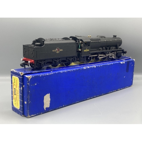 34 - Hornby Dublo 3224 8F 2-8-0 ringfield Locomotive in mint condition, has been lightly run, box general... 