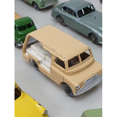 376 - Sixteen Lesney Matchbox early issue Models including Ford Station Wagon, Jaguar 3.4 litre, Astone Ma... 