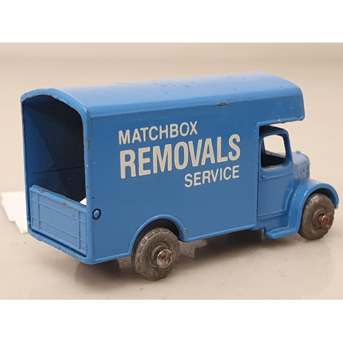 378 - A Lesney Matchbox No.17 blue Removals Van