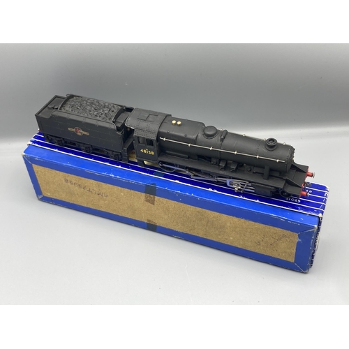 41 - Hornby Dublo LT25 8F 2-8-0 Locomotive in mint condition, has been lightly run, box Ex-plus with oper... 