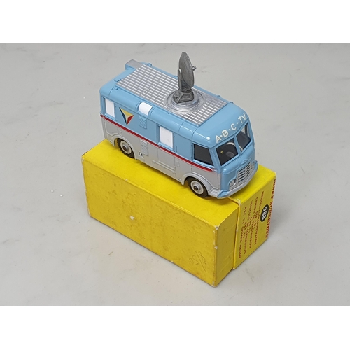 424 - A boxed Dinky Toys N0.988 A.B.C TV Transmitter Van