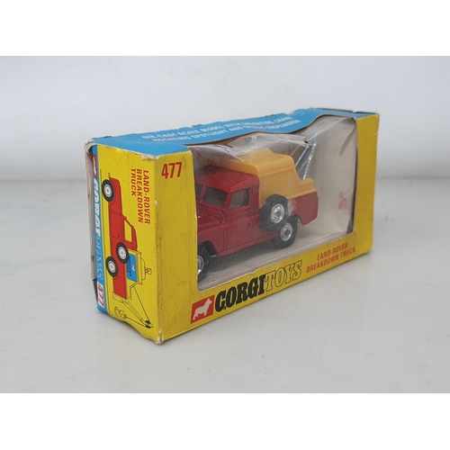 453 - A boxed Corgi Toys No.477 Land-Rover Breakdown Lorry