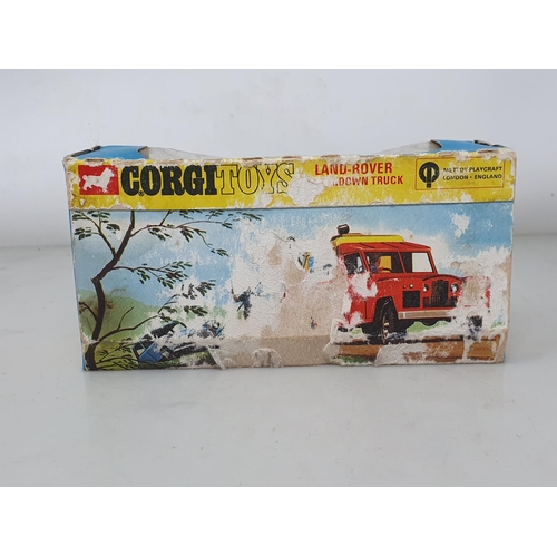 453 - A boxed Corgi Toys No.477 Land-Rover Breakdown Lorry