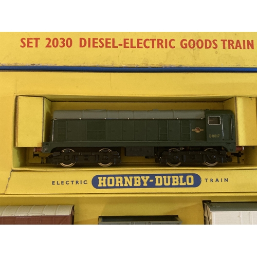 5 - Hornby Dublo 2030 Bo-Bo Diesel Goods Set. Contents in mint condition showing no signs of use  to whe... 