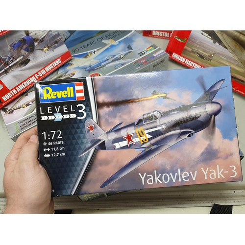 533 - Ten boxed Airfix, Revell and other plastic Kits including TSR-2, 90 Years of Fighters Pack, Spitfire... 