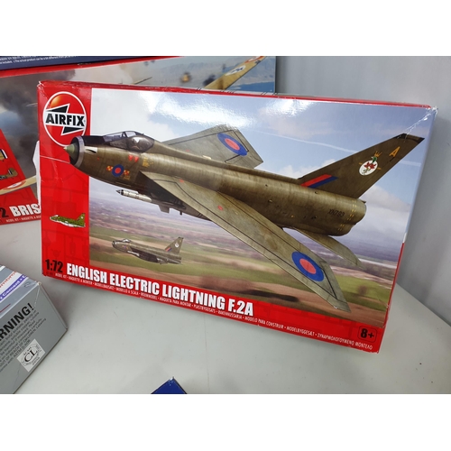 533 - Ten boxed Airfix, Revell and other plastic Kits including TSR-2, 90 Years of Fighters Pack, Spitfire... 