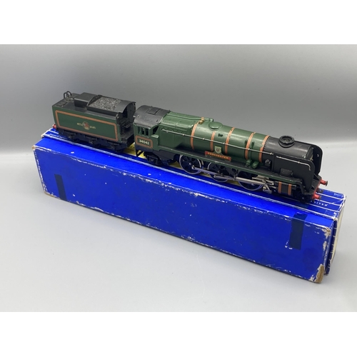 64 - Hornby Dublo 3235 'Dorchester' Locomotive in excellent condition, slight signs of handling and blurr... 