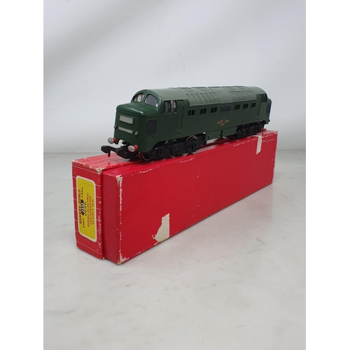 71 - Hornby Dublo 2231 0-6-0 Diesel Shunter, boxed and 2232 Co-Co diesel Locomotive, boxed