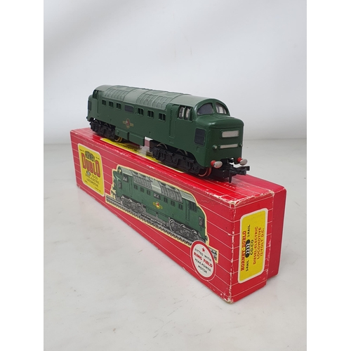 71 - Hornby Dublo 2231 0-6-0 Diesel Shunter, boxed and 2232 Co-Co diesel Locomotive, boxed