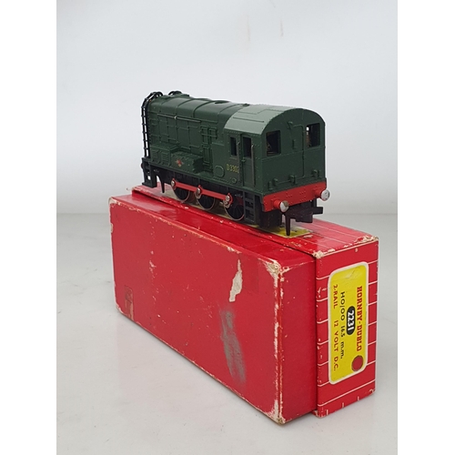 74 - Hornby Dublo 2231 0-6-0 Diesel Shunter, boxed and 2232 Co-Co diesel Locomotive, boxed