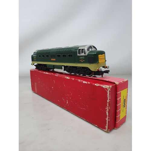 77 - Hornby Dublo 2234 Deltic diesel Locomotive 'Crepello', boxed