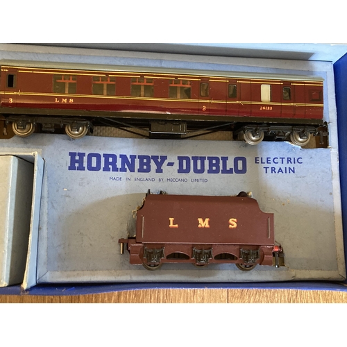 8 - Hornby Dublo EDP2 'Duchess of Atholl' Passenger Set, contents in Nr mint condition, box base Ex-plus... 