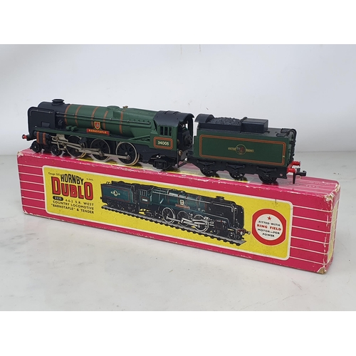 86 - Hornby Dublo 2235 West Country Class Locomotive 'Barnstaple', boxed