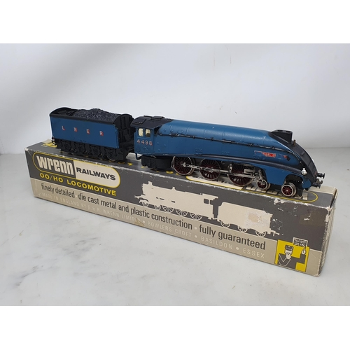 96 - Wrenn W2212 A4 Locomotive 'Sir Nigel Gresley', boxed and Wrenn W2236 West Country Class Locomotive '... 