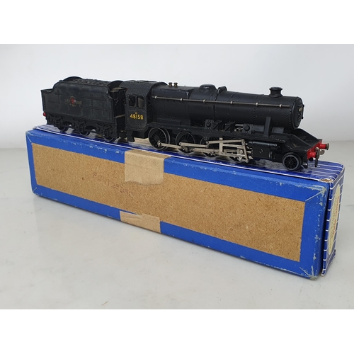 99 - Hornby Dublo LT25 8F 2-8-0 Locomotive, boxed