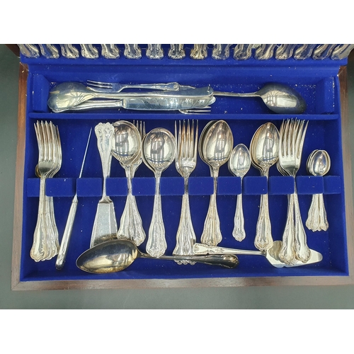 117 - A Canteen of  plated Cavalier Cutlery for six persons, in case