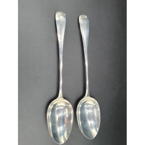 123 - A pair of George IV silver Table Spoons, old English pattern, engraved initial, London 1828