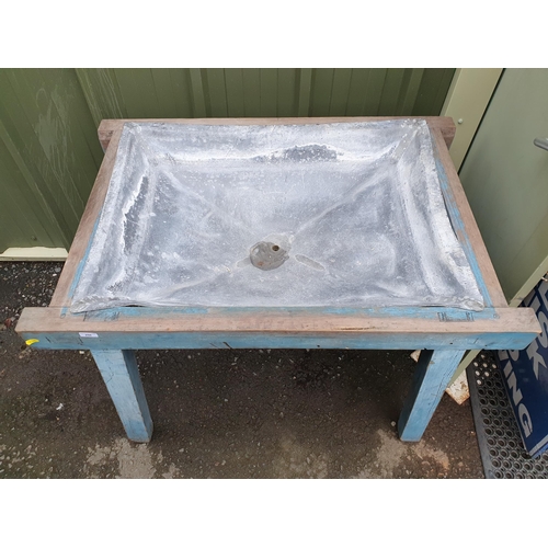 250 - A lead lined Sink on a blue painted base