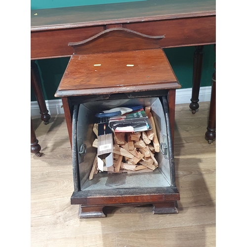 258 - An oak Hall Table on turned supports, 2ft 3