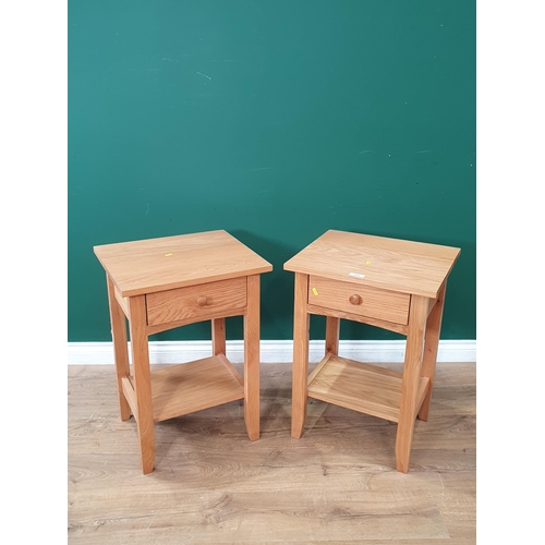 475 - A pair of modern oak veneered Side Tables fitted single drawer 2ft 2in H x 1ft 6in W (R2)