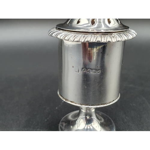 95 - A William IV silver Pepperette with gadroon rim on pedestal base, London 1836