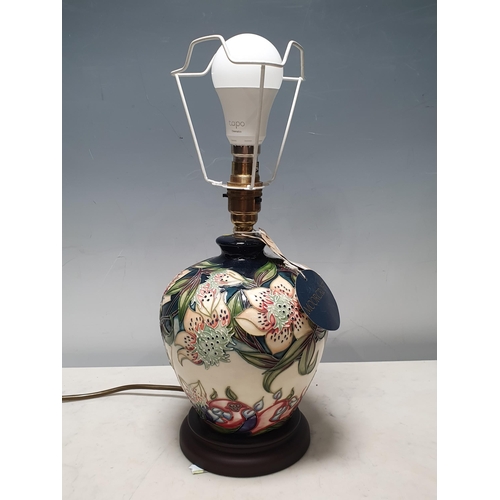 596 - A Moorcroft Table Lamp 1ft 2in H (R4)