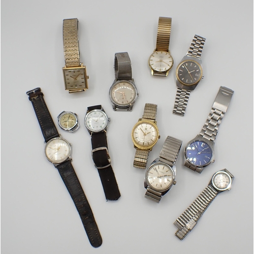 152 - A collection of vintage Wristwatches