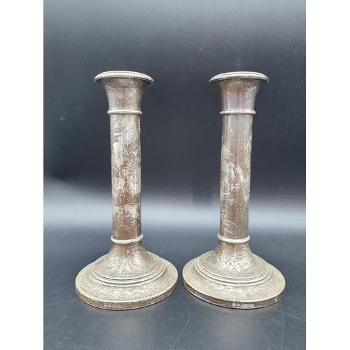 139 - A pair of George V silver Candlesticks with plain columns on circular bases, Birmingham 1912, 8in, m... 
