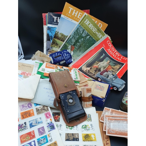 52 - A Kodak Vest Pocket Camera, quantity of Kensitas Cigarettes Silk Flags, Stamps, Ephemera Magazines, ... 