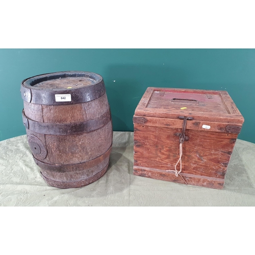 842 - A small metal bound Barrel 15 1/2in and a box containing artist and upholstery equipment (R8)