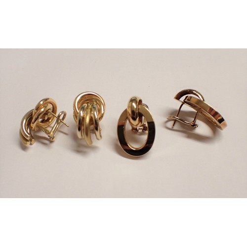 222 - A pair of Italian 18ct gold Knot Earrings and a pair of Italian 18ct gold oval link Earrings, approx... 