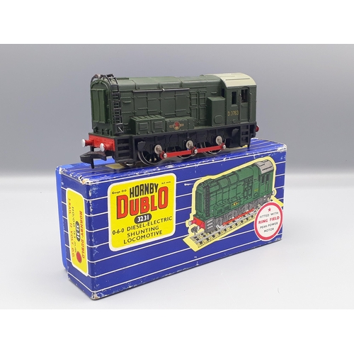 1006 - Hornby Dublo 3231 0-6-0 Diesel Shunter, excellent plus, box in similar condition. Complete with inst... 