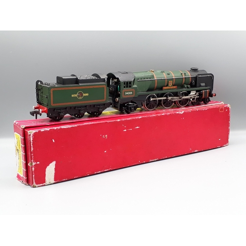 1023 - Hornby Dublo 2235 'Barnstaple' Locomotive with 3-rail chassis, excellent. Locomotive has 3-rail pick... 