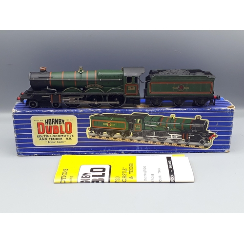 1042 - Hornby Dublo EDLT20 'Bristol Castle' Locomotive, mint boxed with literature. Locomotive in mint cond... 