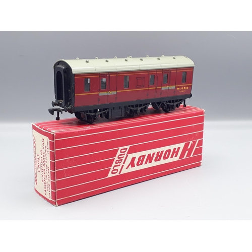 1044 - Hornby Dublo 4076 Six-wheeled Passenger Brake, unused boxed. Model in mint condition, box superb wit... 