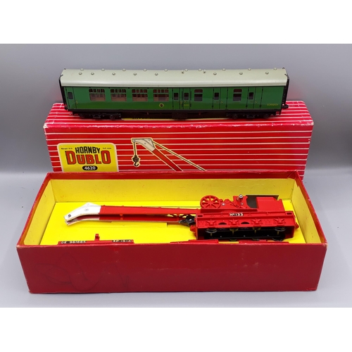 1070 - Hornby Dublo 4620 Breakdown Crane, 4075 Passenger Brake, boxed and 4055 SR Corridor Coach brake/2nd.... 