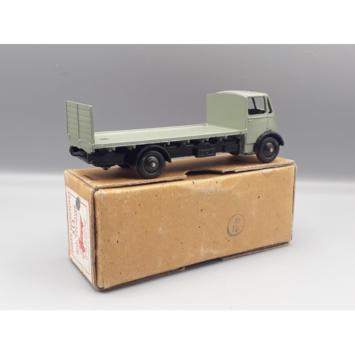 1092 - A boxed Dinky Supertoys No.513 grey and black Guy Flat Truck, Nr M-M, box superb